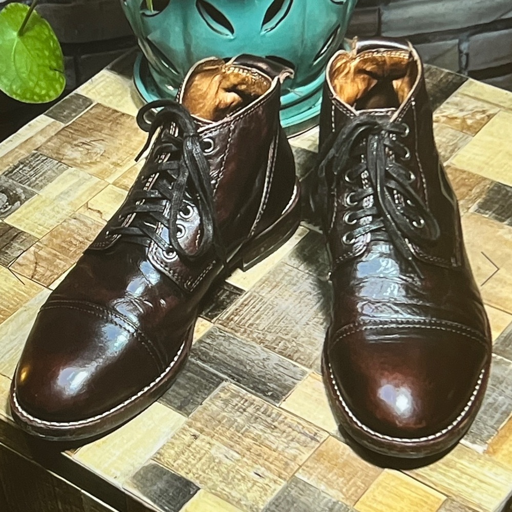 🥾 Ten Points — Ox Blood Leather Cap-Toe Boots — Sz 9 Men’s (Designed in Sweden)
